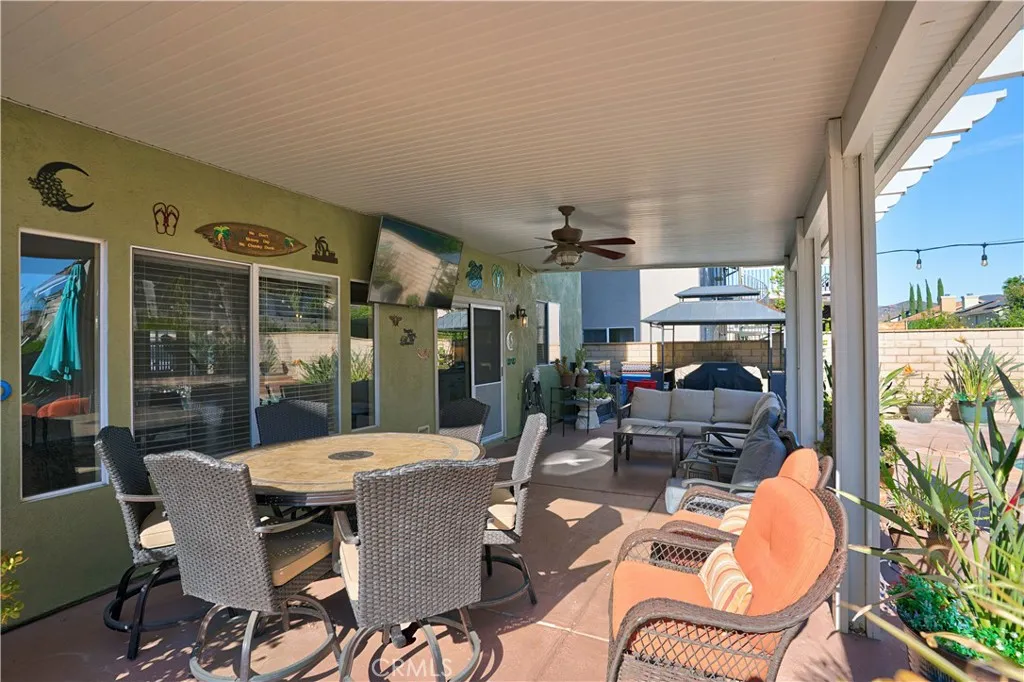 32896 Starlight Street, Wildomar, California 92595 home-pic-32