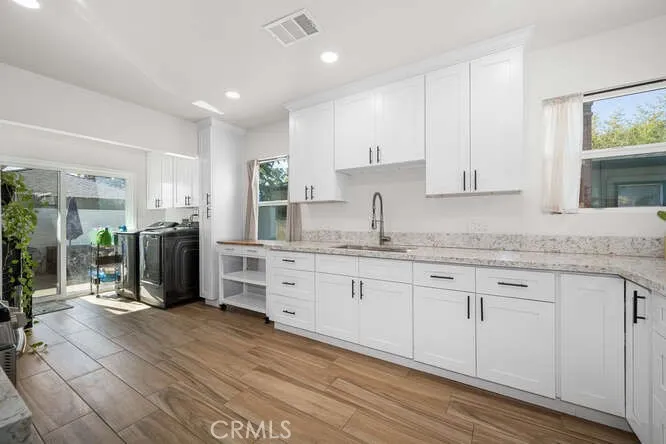 6044 Northside Drive, East Los Angeles, California 90022 home-pic-26