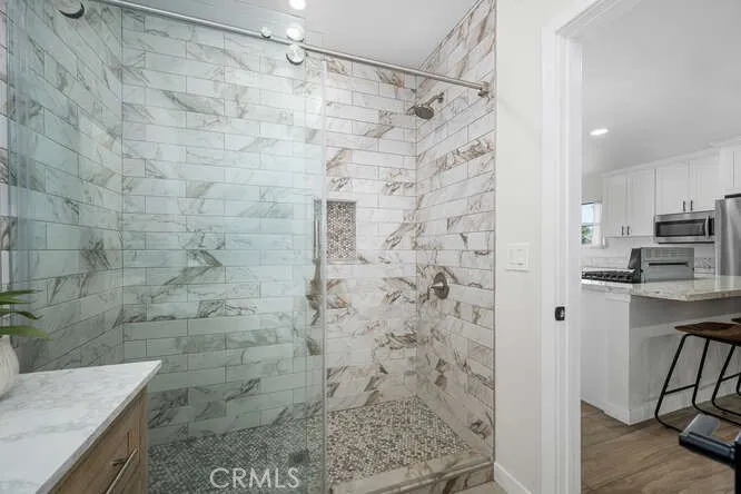 6044 Northside Drive, East Los Angeles, California 90022 home-pic-28