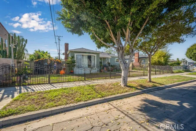 6044 Northside Drive, East Los Angeles, California 90022 home-pic-9