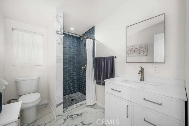 6044 Northside Drive, East Los Angeles, California 90022 home-pic-33