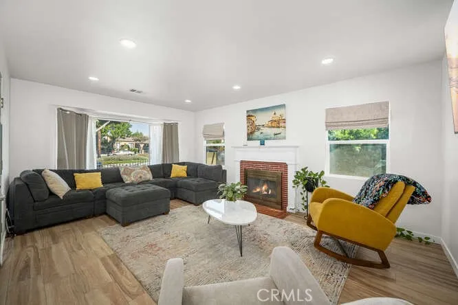 6044 Northside Drive, East Los Angeles, California 90022 home-pic-15