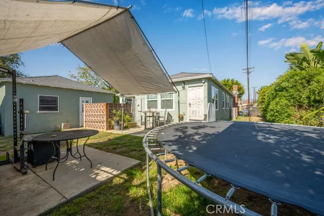 6044 Northside Drive, East Los Angeles, California 90022 home-pic-59