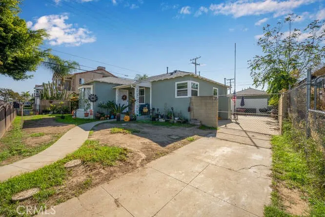 6044 Northside Drive, East Los Angeles, California 90022 home-pic-10