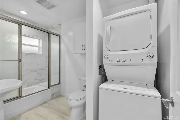 908 Manhattan Avenue, Hermosa Beach, California 90254
