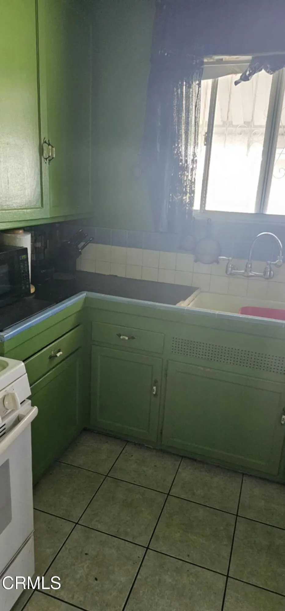 1239 E 124th Street, Los Angeles, California 90059 home-pic-17