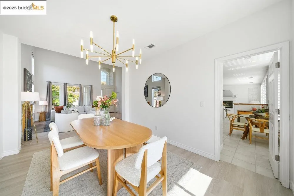 5350 Fernbank Dr, Concord, California 94521 home-pic-11