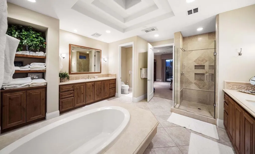 43677 Via Orvieto, Indian Wells, California 92210 home-pic-50