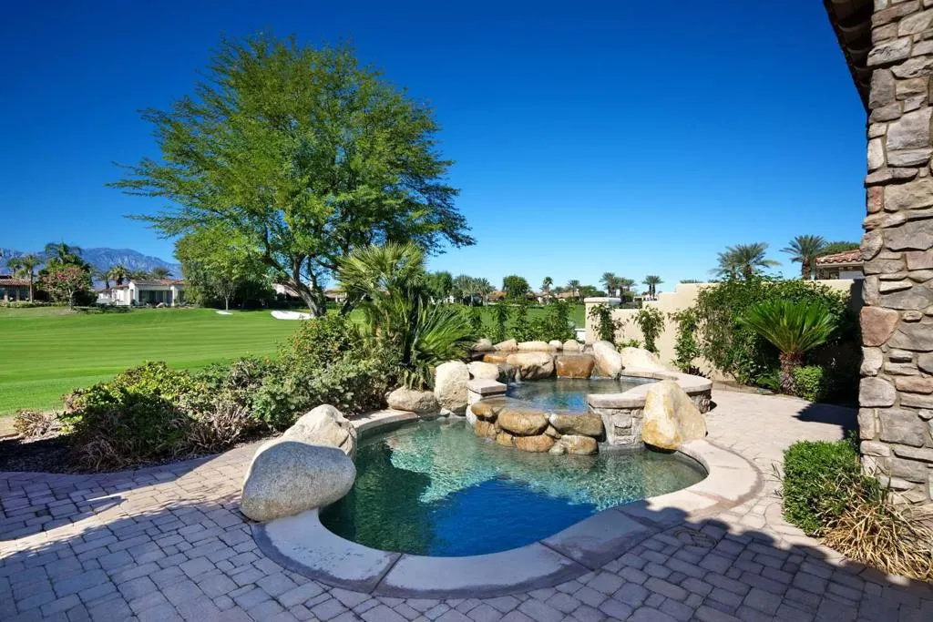 43677 Via Orvieto, Indian Wells, California 92210 home-pic-26