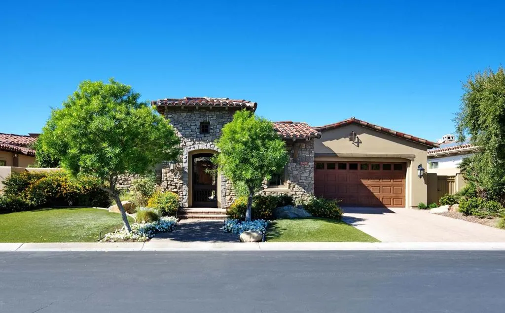 43677 Via Orvieto, Indian Wells, California 92210 home-pic-2