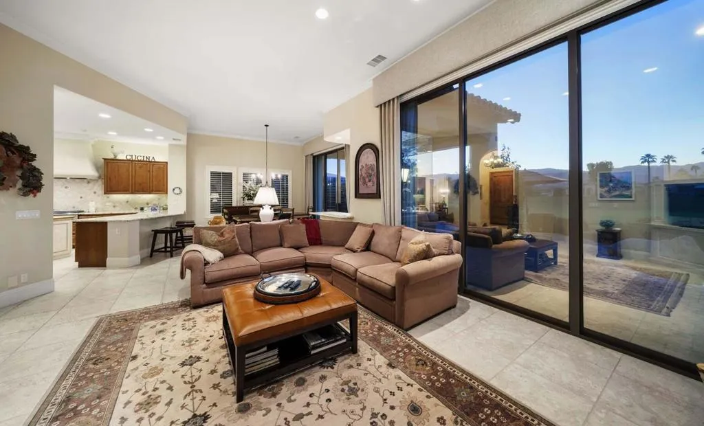 43677 Via Orvieto, Indian Wells, California 92210 home-pic-17