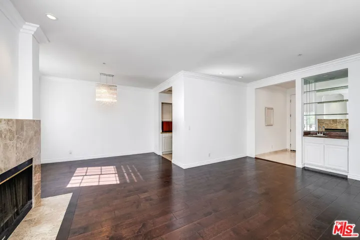 10630 Eastborne Avenue 203, Los Angeles, California 90024