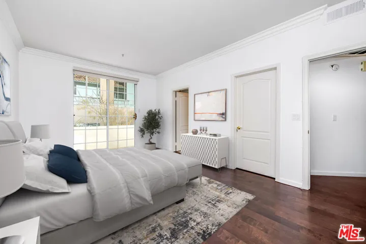 10630 Eastborne Avenue 203, Los Angeles, California 90024