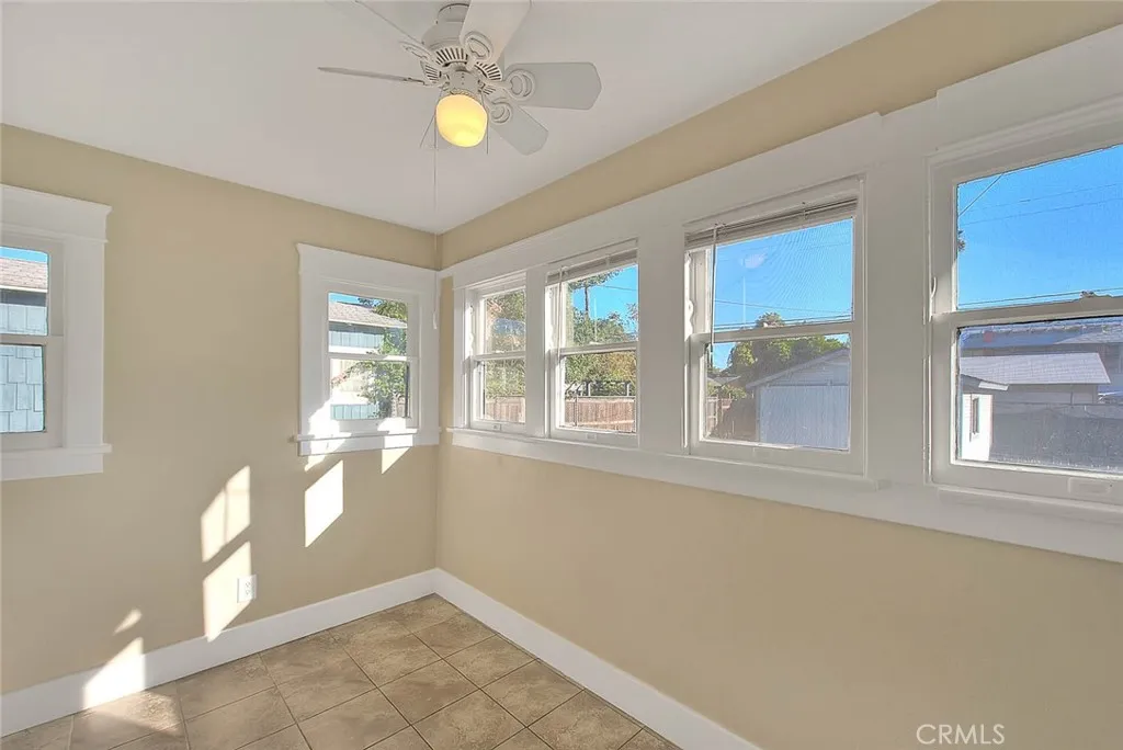 656 E Columbia, Pomona, California 91767 home-pic-16