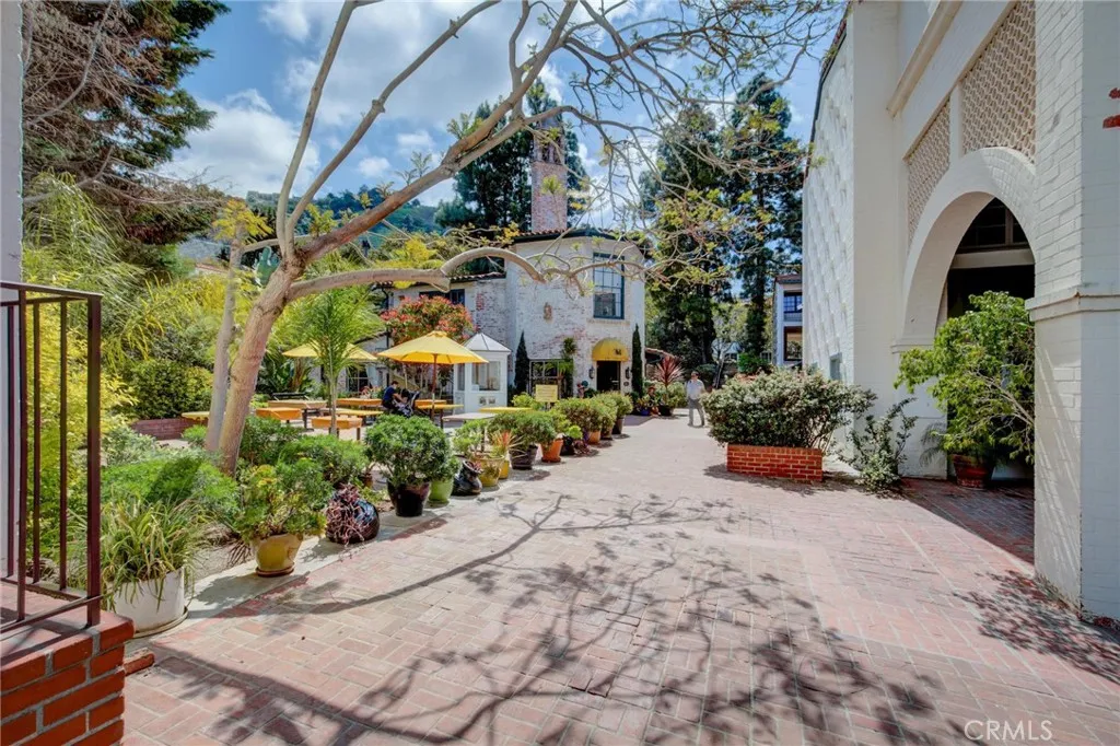 121 Via Ardilla, Palos Verdes Estates, California 90274 home-pic-46