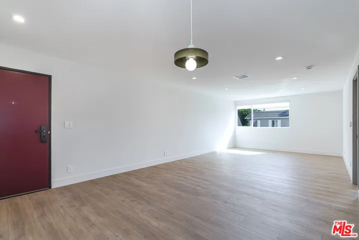 12425 Texas Avenue 14, Los Angeles, California 90025