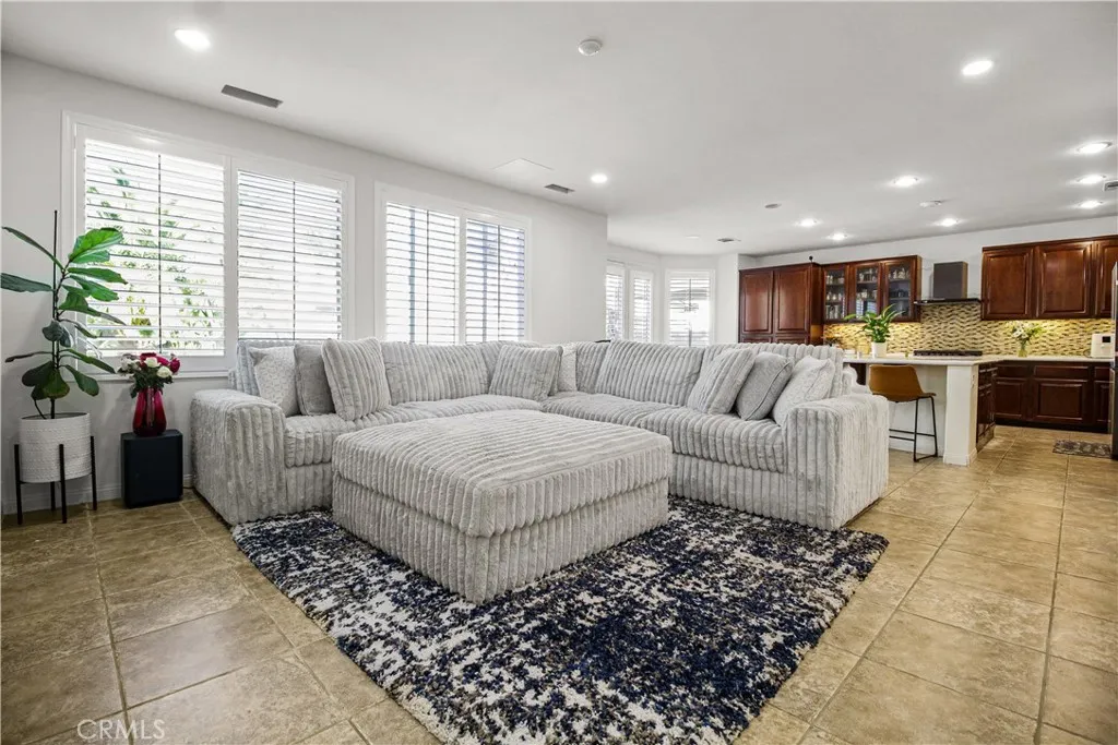 11582 Bunker, Beaumont, California 92223 home-pic-12