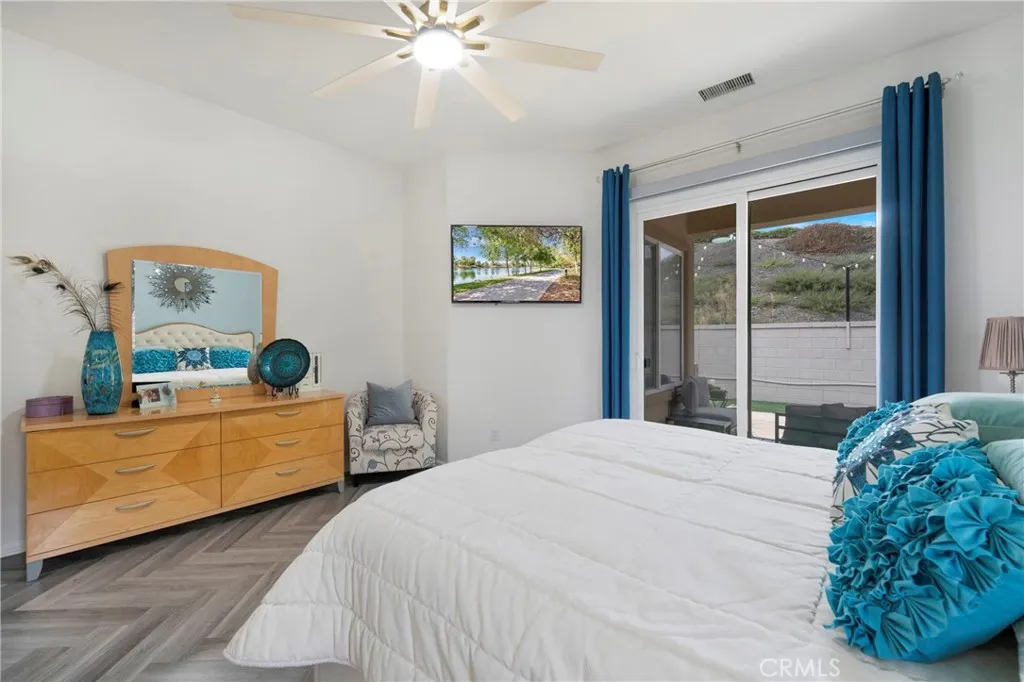 24033 Watercress, Corona, California 92883 home-pic-9