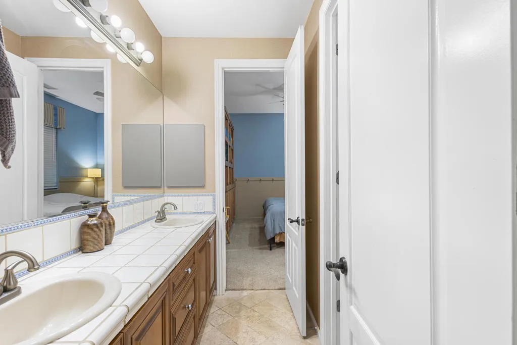 123 Brenna Lane, Palm Desert, California 92211 home-pic-18