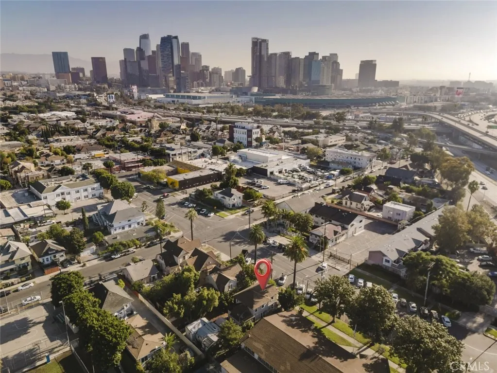 1715 Toberman Street, Los Angeles, California 90015 home-pic-0