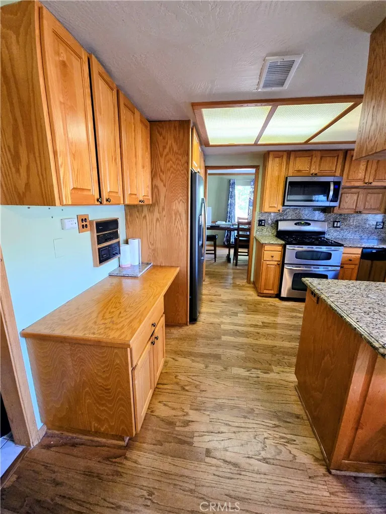 8620 Apple Tree, Cherry Valley, California 92223 home-pic-21