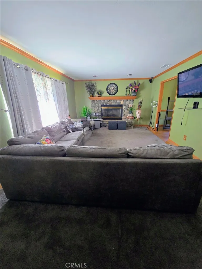 8620 Apple Tree, Cherry Valley, California 92223 home-pic-18