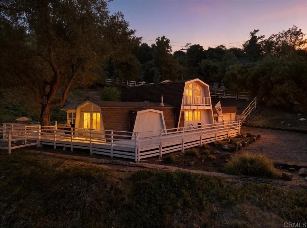 1482 Wilt Rd., Fallbrook, California 92028 home-pic-0