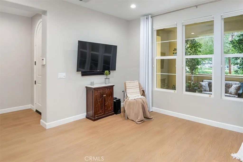 28771 Calle De La Paz, Valencia, California 91354 home-pic-52