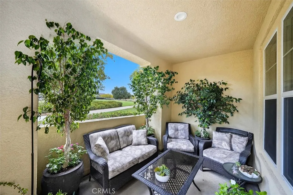 28771 Calle De La Paz, Valencia, California 91354 home-pic-56