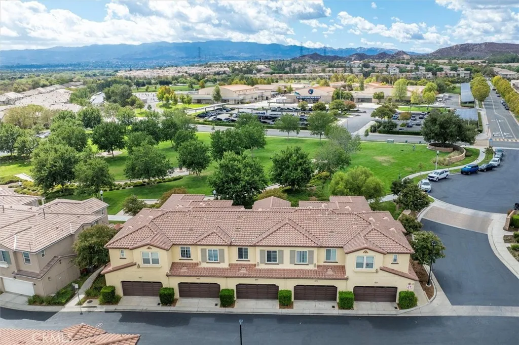 28771 Calle De La Paz, Valencia, California 91354 home-pic-28