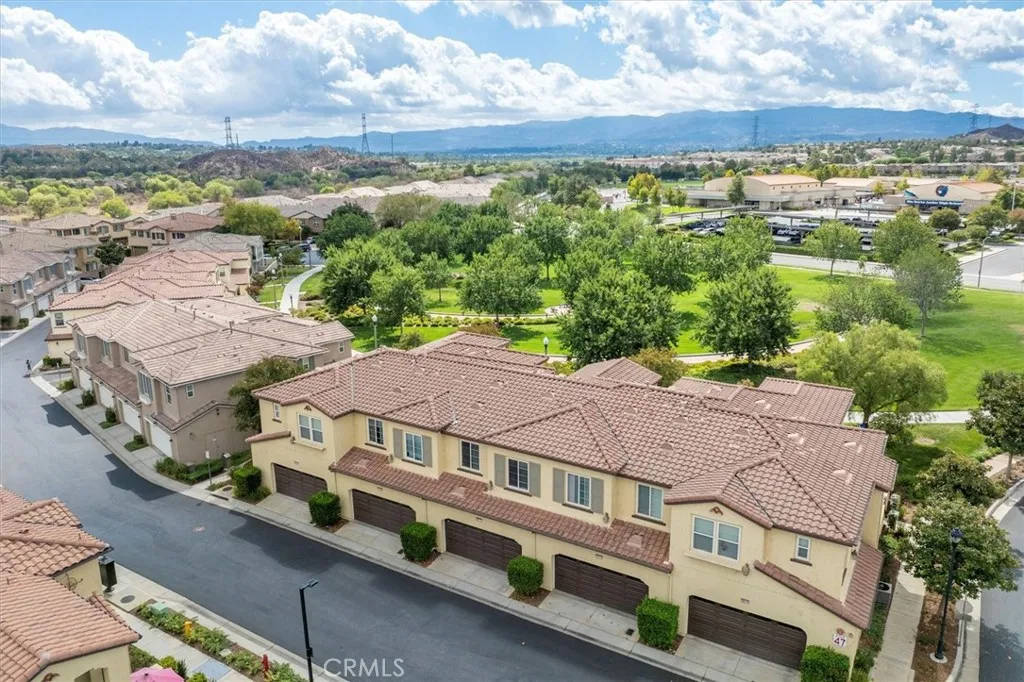 28771 Calle De La Paz, Valencia, California 91354 home-pic-43