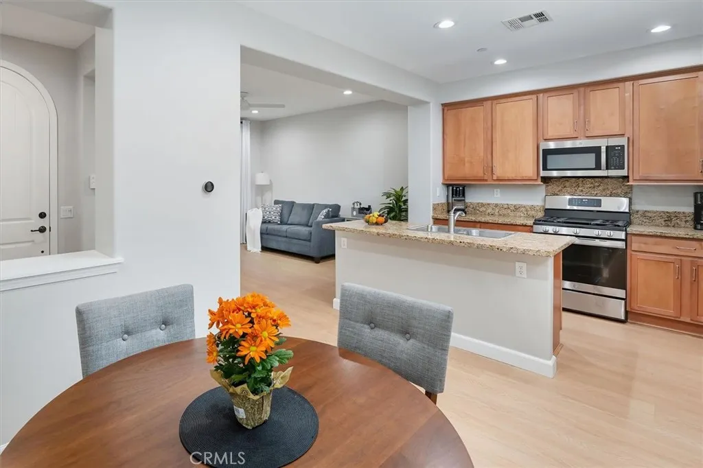 28771 Calle De La Paz, Valencia, California 91354 home-pic-6