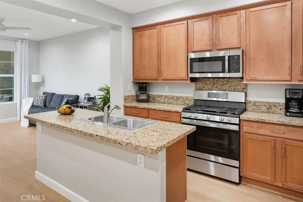 28771 Calle De La Paz, Valencia, California 91354 home-pic-7