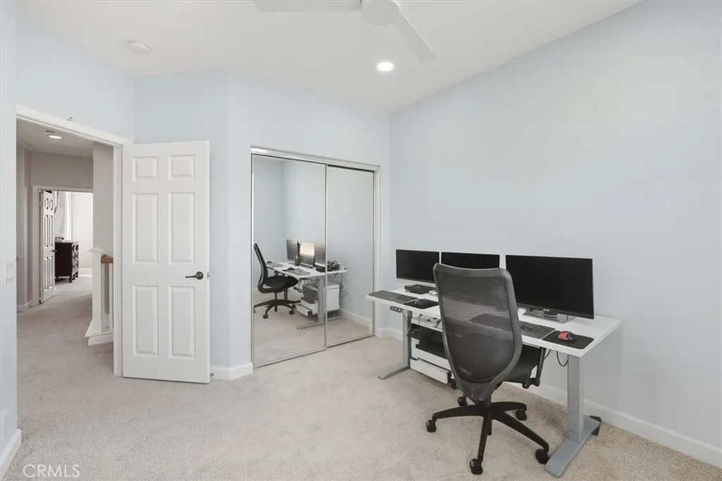 28771 Calle De La Paz, Valencia, California 91354 home-pic-18