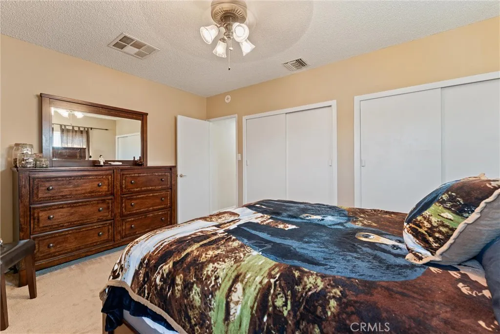41009 17th W, Palmdale, California 93551 home-pic-25