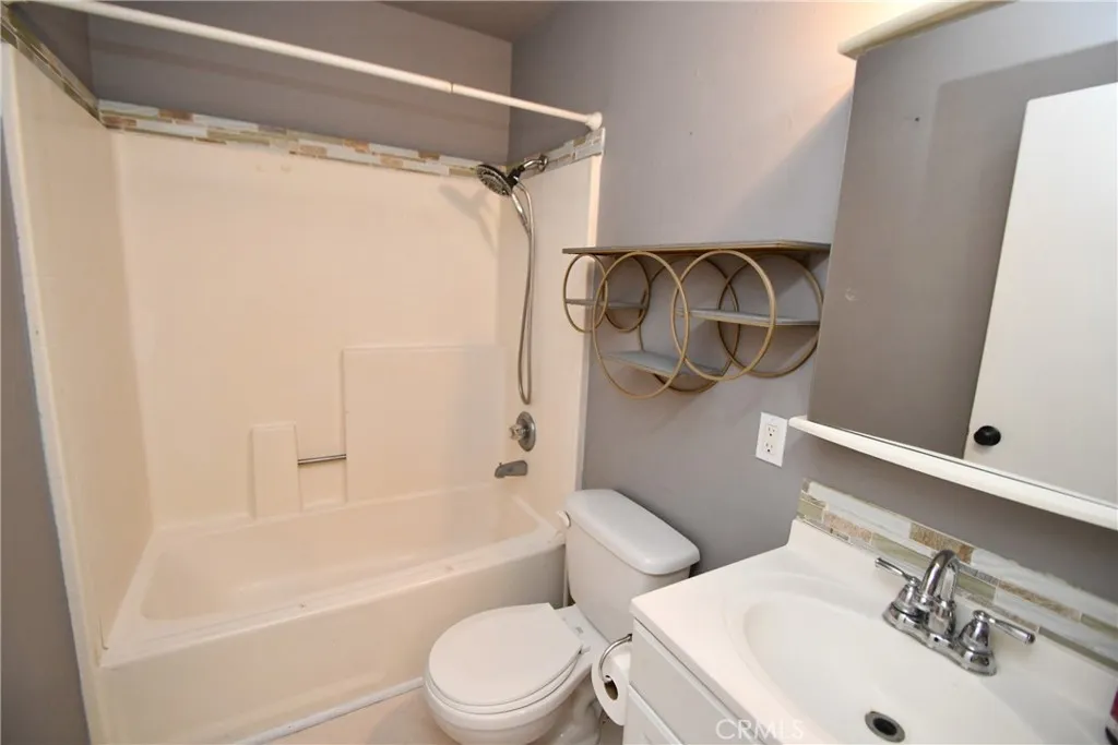 23265 Maribel, Carson, California 90745 home-pic-11