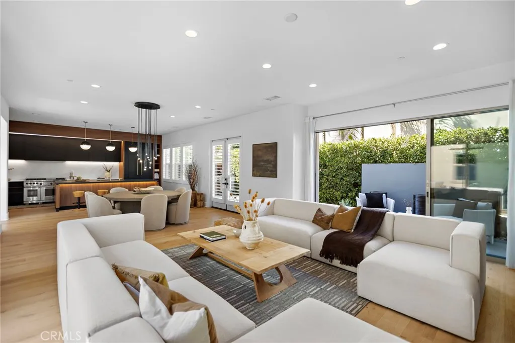 51 Fenway, Irvine, California 92620 home-pic-9