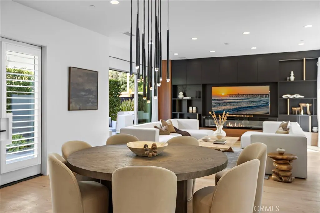 51 Fenway, Irvine, California 92620 home-pic-2