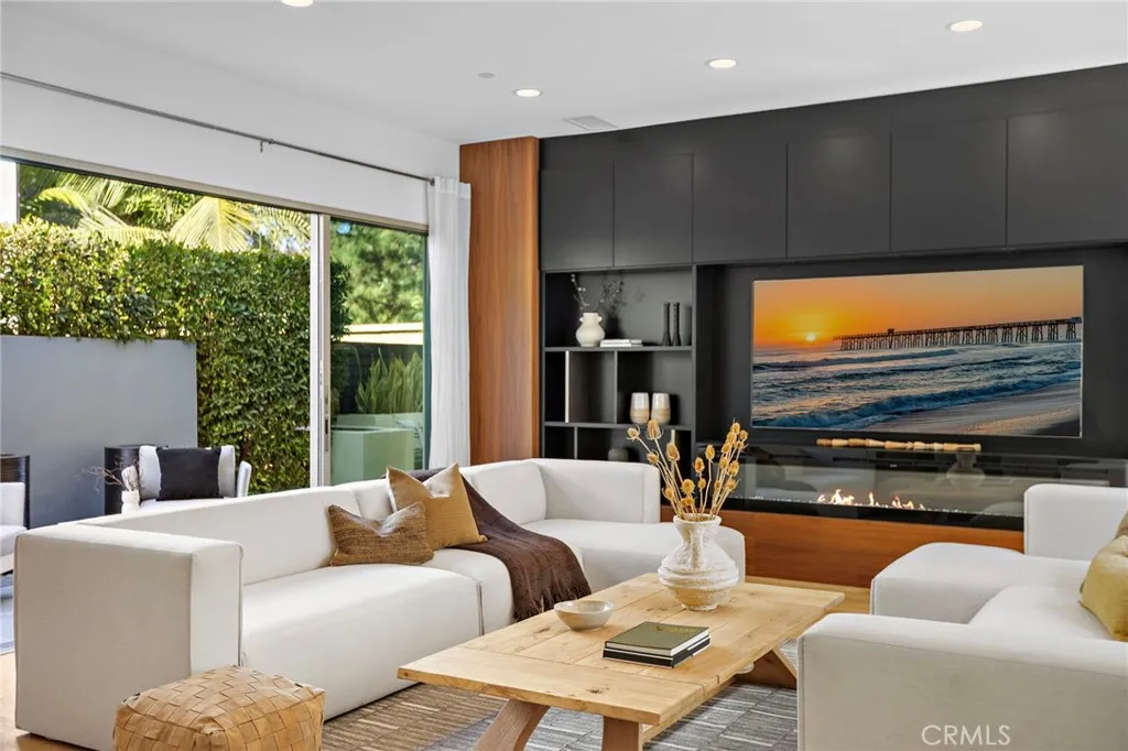 51 Fenway, Irvine, California 92620 home-pic-10