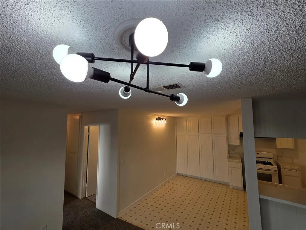 850 Vallejo, Simi Valley, California 93065 home-pic-13