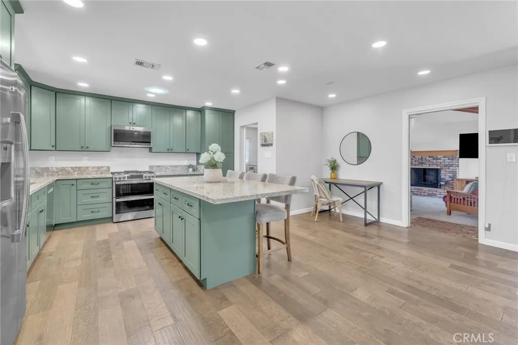 6721 E Coralite, Long Beach, California 90808 home-pic-3