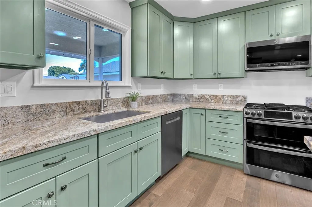 6721 E Coralite, Long Beach, California 90808 home-pic-4