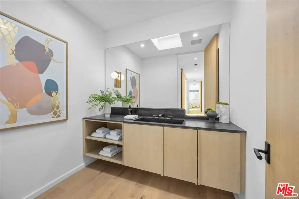 1836 Loma Vista Drive, Beverly Hills, California 90210 home-pic-33