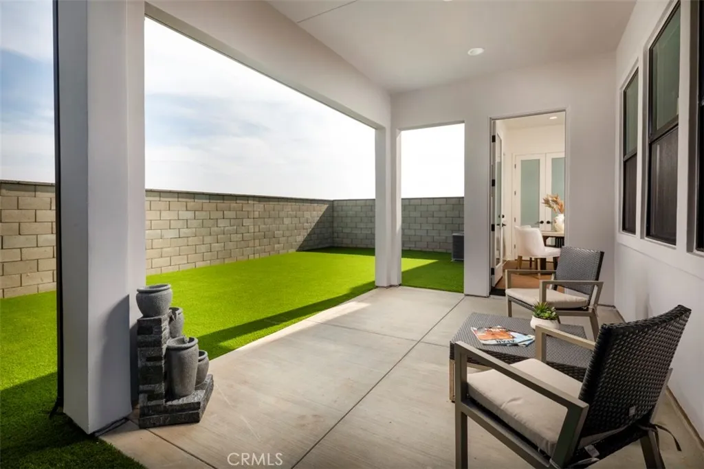 18016 Roch Court, Fountain Valley, California 92708 home-pic-18