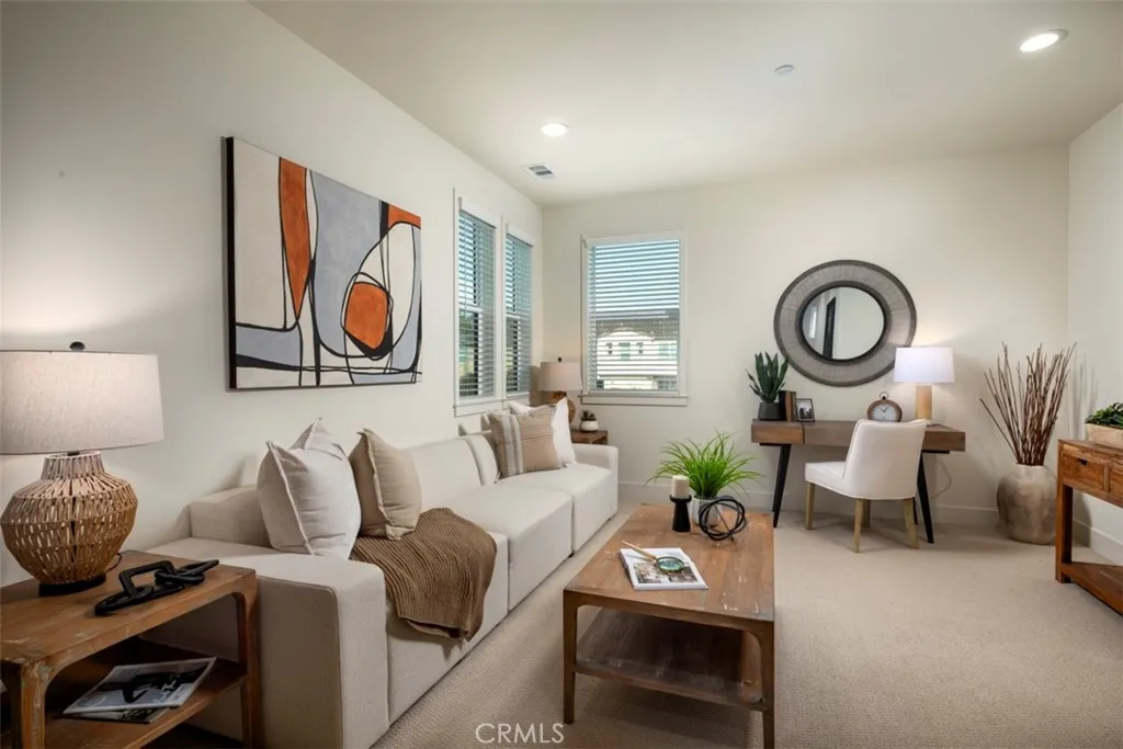 18016 Roch Court, Fountain Valley, California 92708 home-pic-9