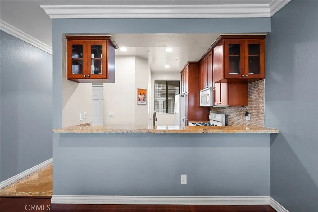 555 Maine Ave  home-pic-4