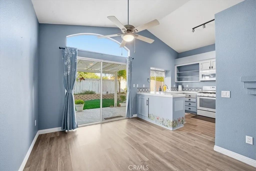 28094 Lemonwood, Menifee, California 92584 home-pic-6