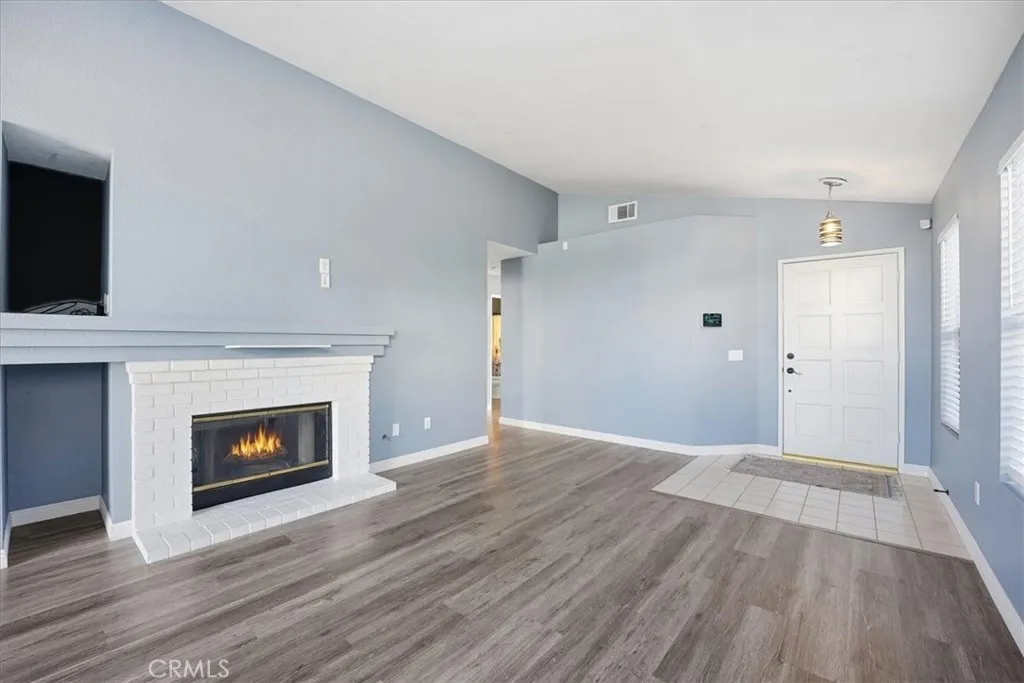 28094 Lemonwood, Menifee, California 92584 home-pic-3