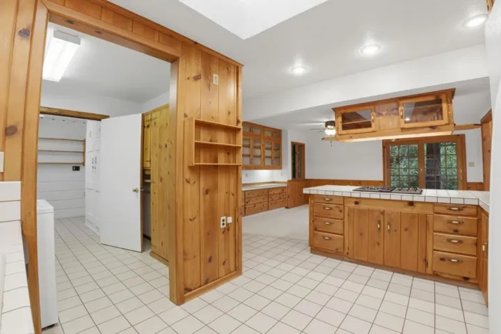 15245 Stetson Road, Los Gatos, California 95033