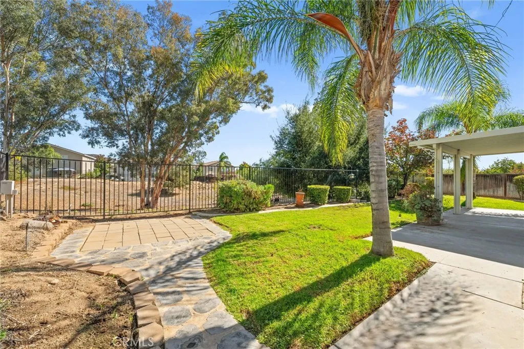 35778 Crest Meadow, Wildomar, California 92595 home-pic-52